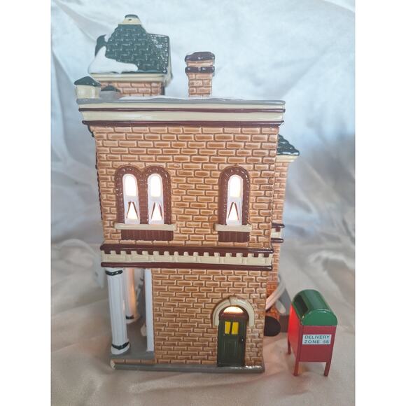 Dept 56 Snow Village Post Office 1982 Lighted Building w/ Mailbox - Picture 3 of 6